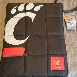 Black & Red Laptop Sleeve - Padded 17"